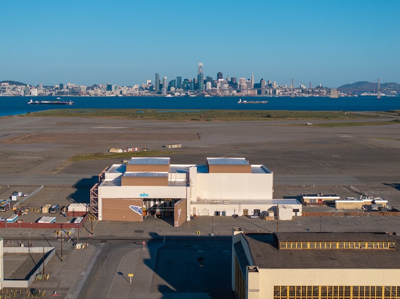 2301 Monarch St, Alameda, CA for lease - Building Photo - Image 1 of 13