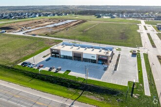 710 Common Pl, Adel, IA - Aerial map view - Image1
