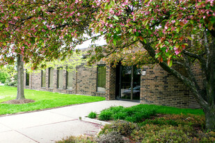 Carol Stream Executive Center - Life Science