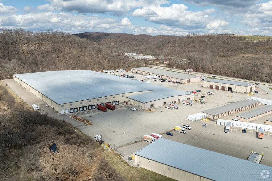 1010 Franklin Dr, Smock, PA for lease - Building Photo - Image 2 of 12