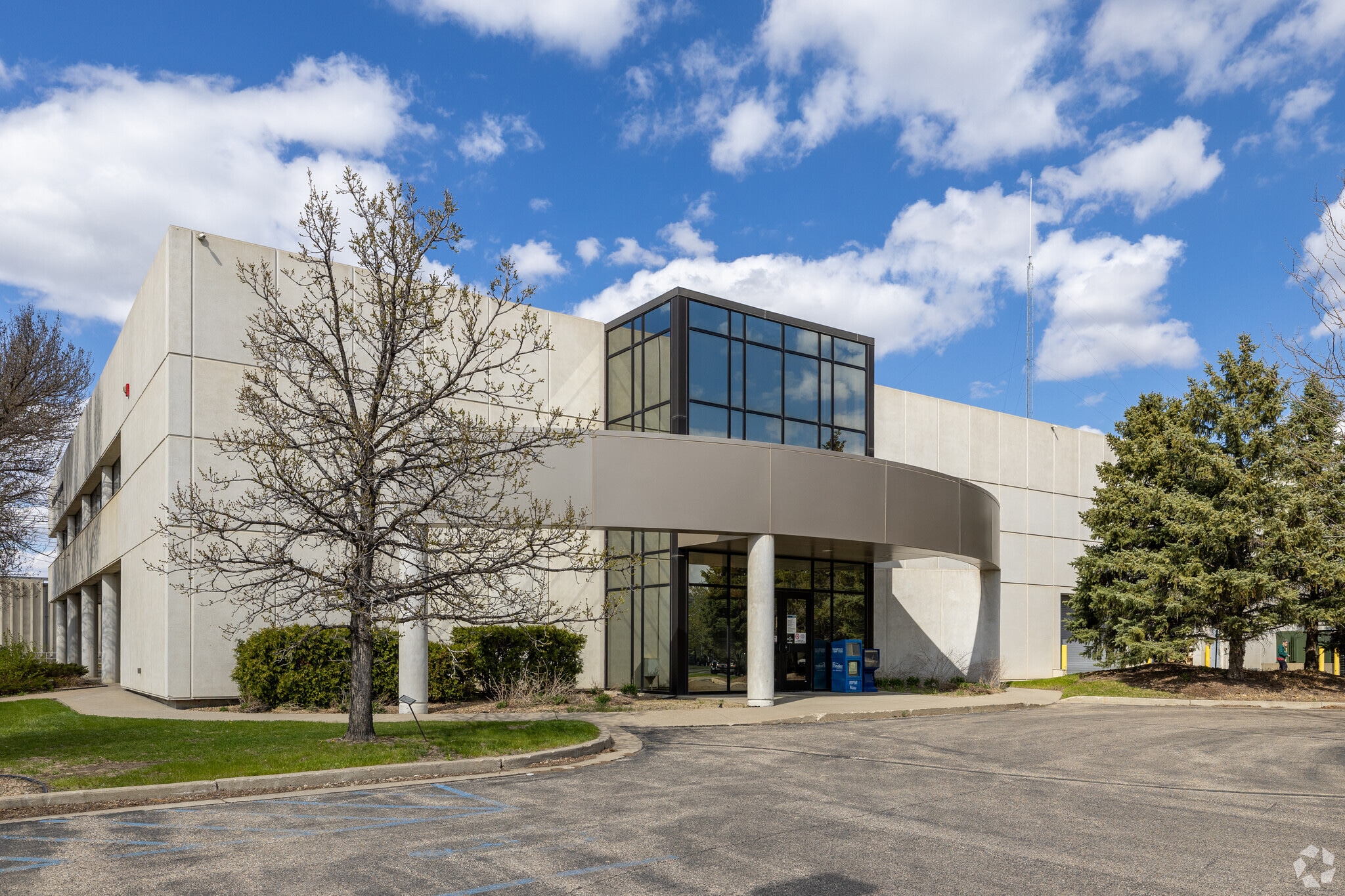 707 E Front Ave, Bismarck, ND for sale Building Photo- Image 1 of 27