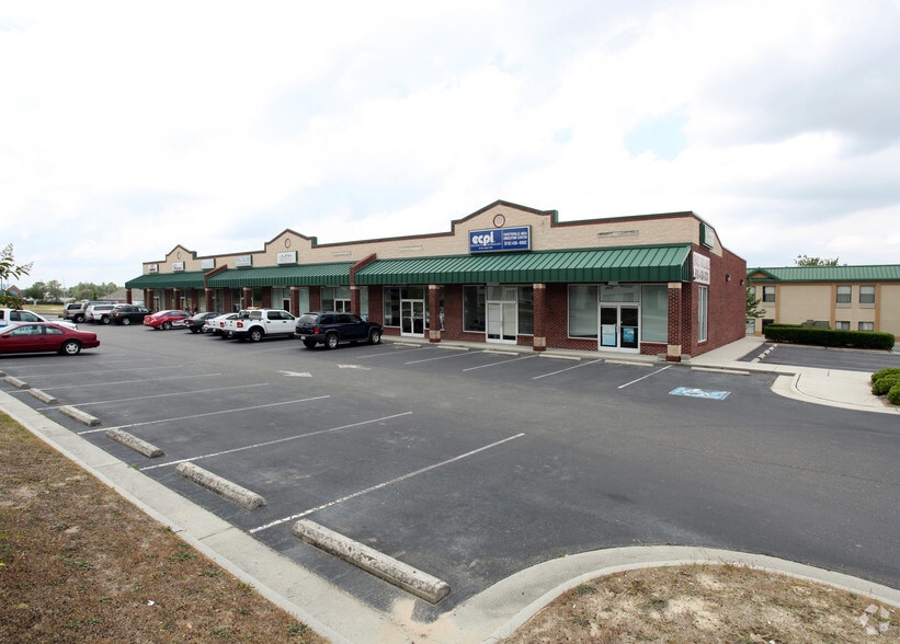 103 Sleepy Dr, Spring Lake, NC for lease - Building Photo - Image 2 of 25