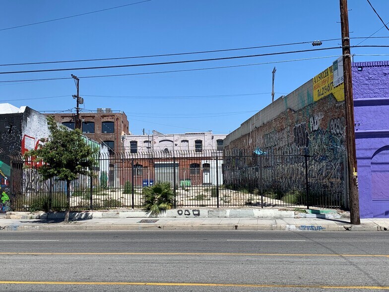 448 S Alameda St, Los Angeles, CA à vendre - Photo du bâtiment - Image 2 de 4