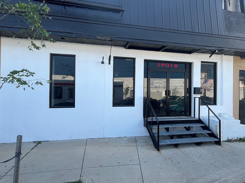 1901-1921 Washington Ave, Philadelphia, PA à louer - Photo du bâtiment - Image 1 de 2