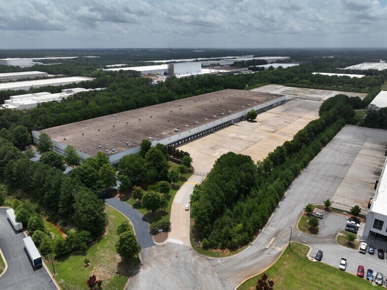 125 Southside Ct, McDonough, GA à louer - Communauté Matterport - Image 2 de 43