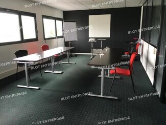 Plus de détails pour 3 Rue Guglielmo Marconi, Saint-Herblain - Bureau à louer