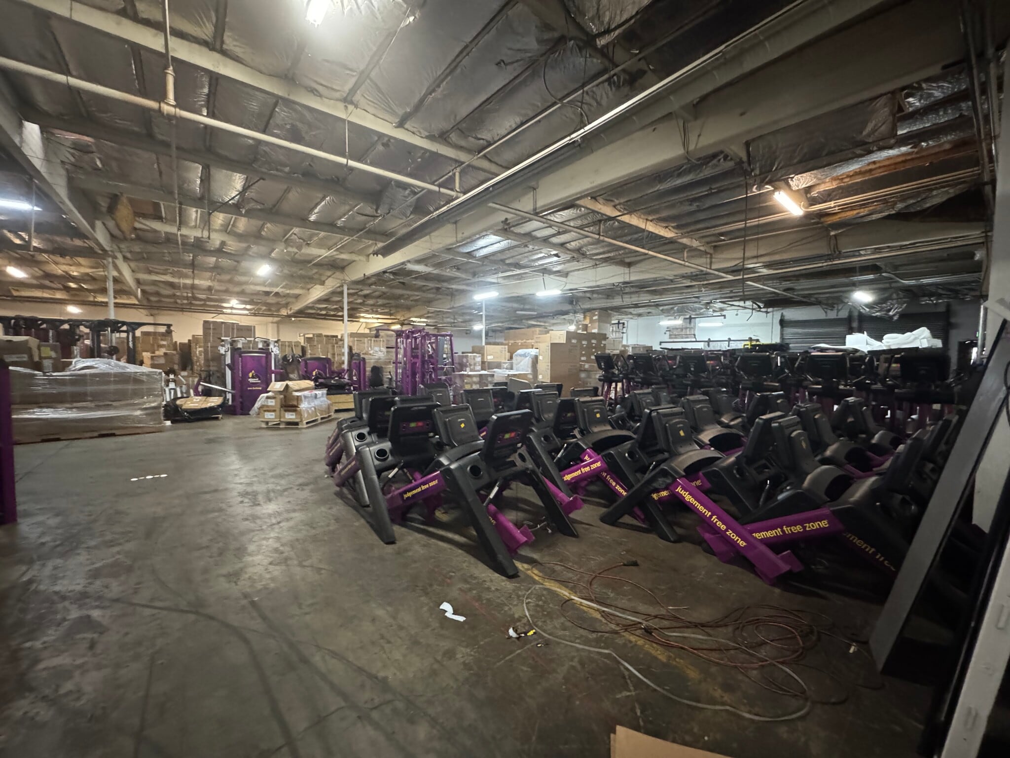 1050 W Rialto Ave, San Bernardino, CA for lease Interior Photo- Image 1 of 10