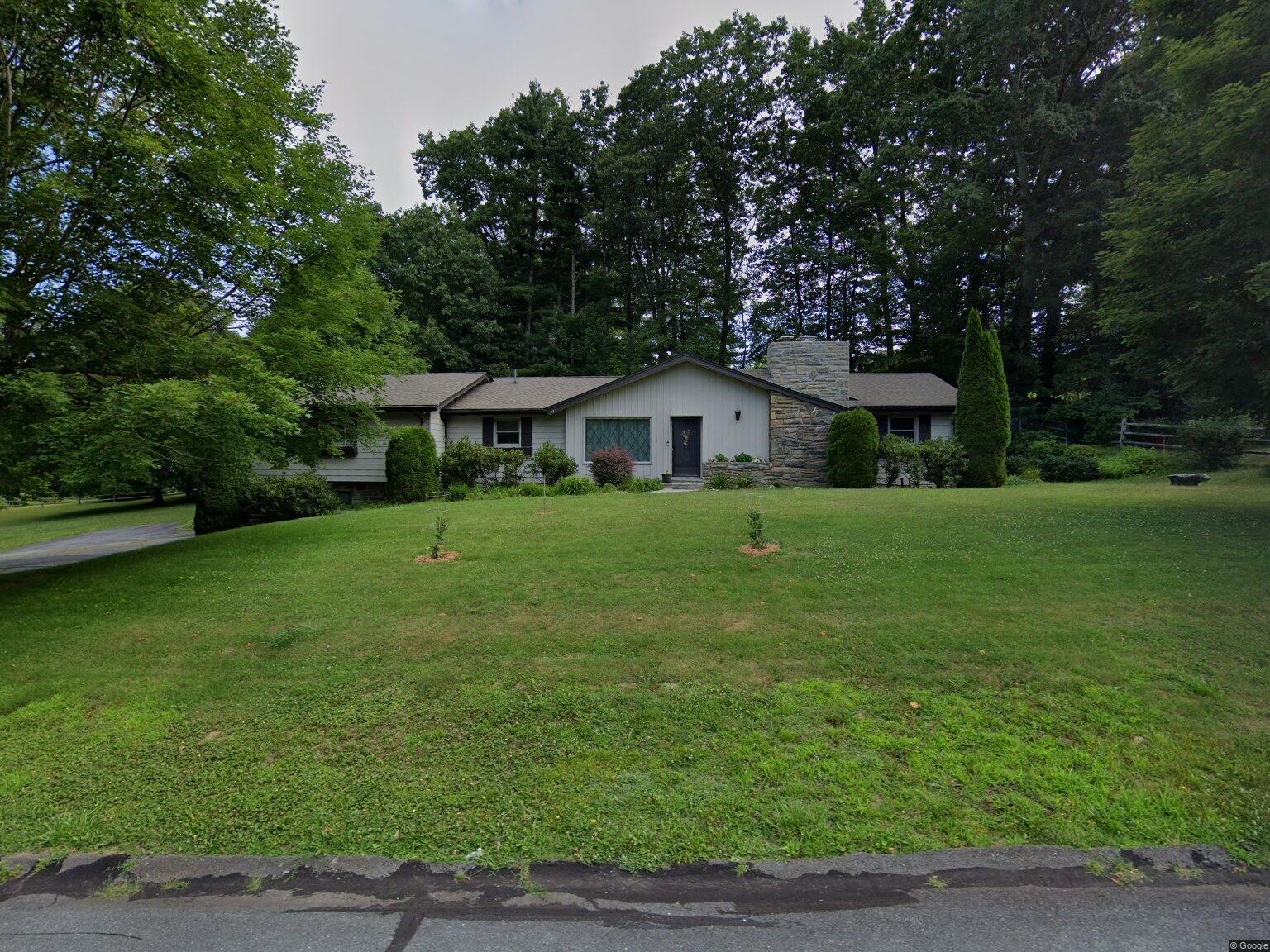 1419 Deerfield Rd, Boone, NC for sale Primary Photo- Image 1 of 11