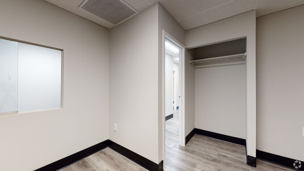 1335 W Tabor Rd, Philadelphia, PA à louer - Numérisation 3D de Matterport - Image 2 de 21