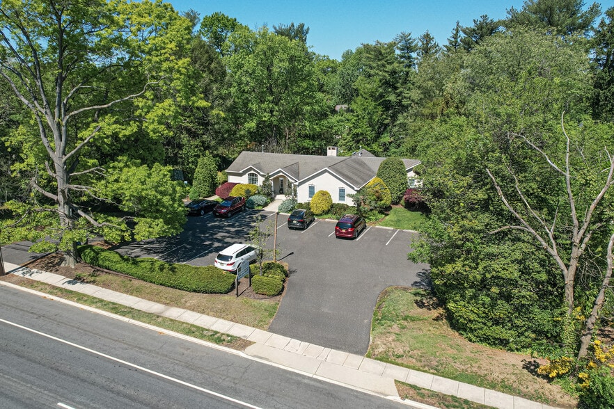 90 N Kings Hwy, Cherry Hill, NJ for sale - Building Photo - Image 2 of 5