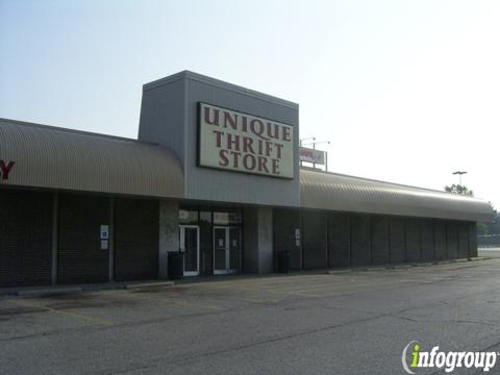 3250 W 65th St, Cleveland, OH for lease - Building Photo - Image 1 of 13