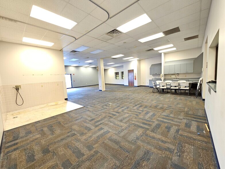 2900 Plank Rd, Altoona, PA à louer - Photo intérieure - Image 2 de 24