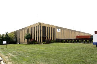 Plus de détails pour 21-29 Executive Ave, Edison, NJ - Industriel à louer