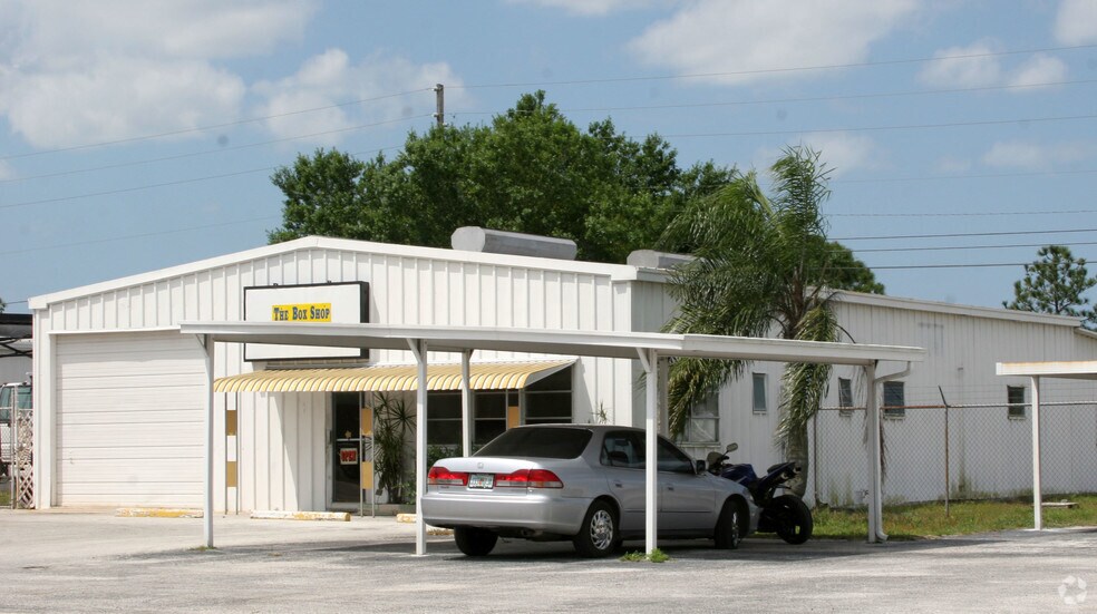 13308 60th St N, Clearwater, FL à vendre - Photo du bâtiment - Image 3 de 9