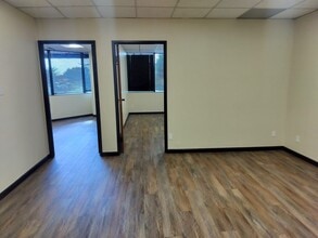 2000 N Central Expy, Plano, TX for lease Interior Photo- Image 1 of 4