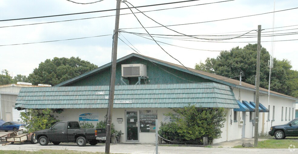 4707 N Lois Ave, Tampa, FL for sale - Primary Photo - Image 1 of 2