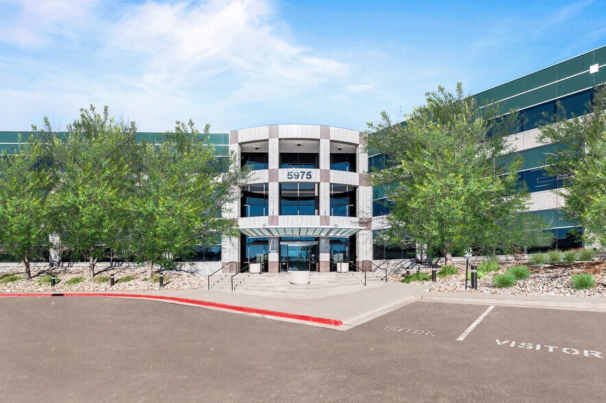 5975 S Quebec St, Centennial, CO à louer - Photo du bâtiment - Image 2 de 10