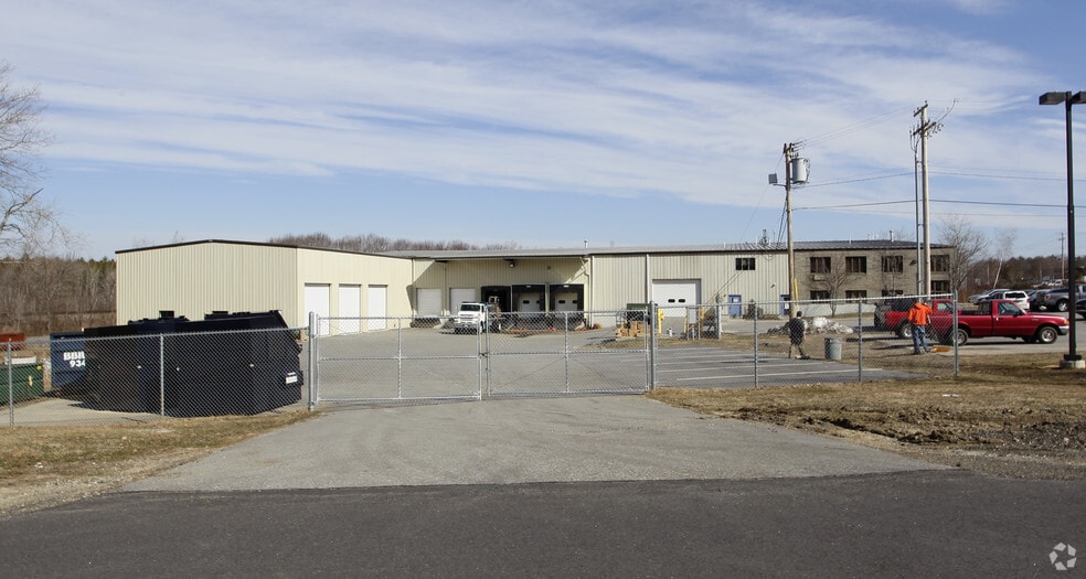 20 Morin St, Biddeford, ME for lease - Building Photo - Image 2 of 7