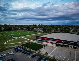 Plus de détails pour 707 Doc Henry Rd, Greenwood, MO - Sports et divertissement à vendre