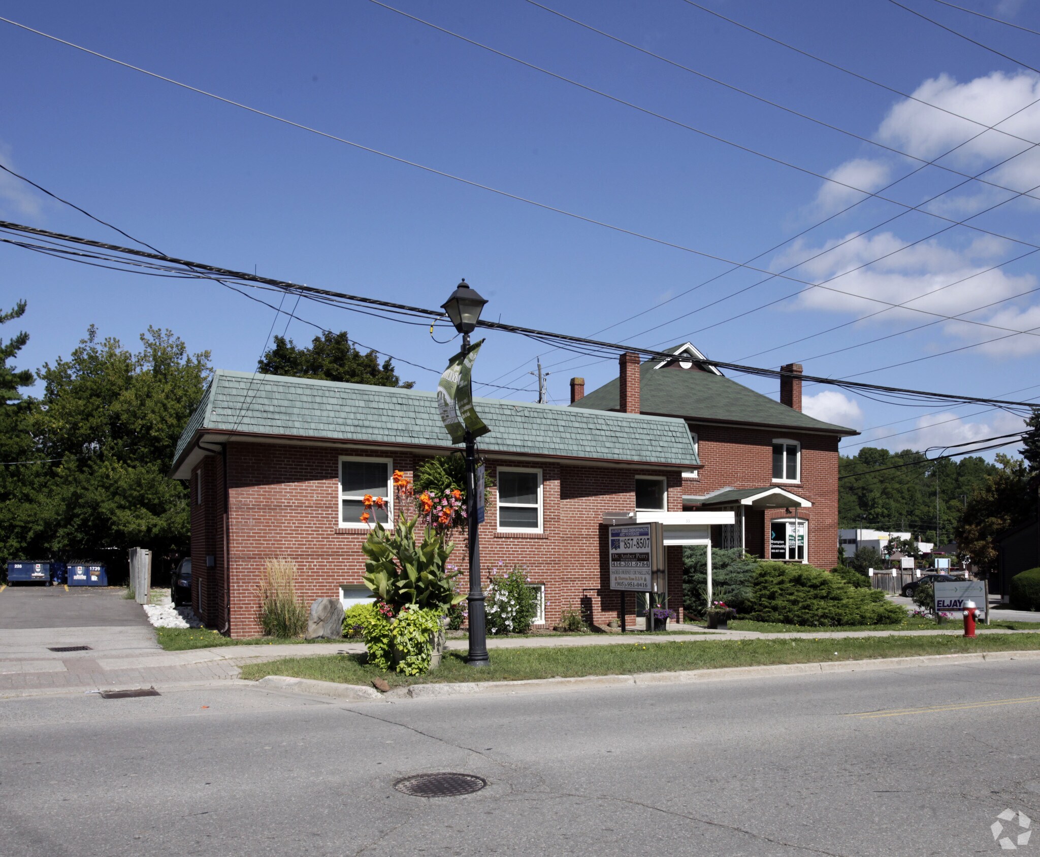 33 King St, Caledon, ON à louer Photo principale- Image 1 de 3
