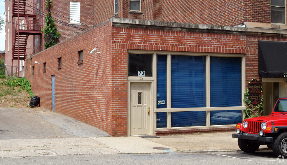 73 N Market St, Asheville, NC for lease - Building Photo - Image 3 of 9