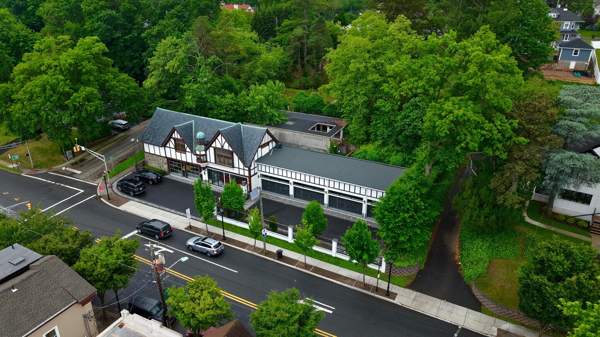 821 Kinderkamack Rd, River Edge, NJ for lease Building Photo- Image 1 of 13