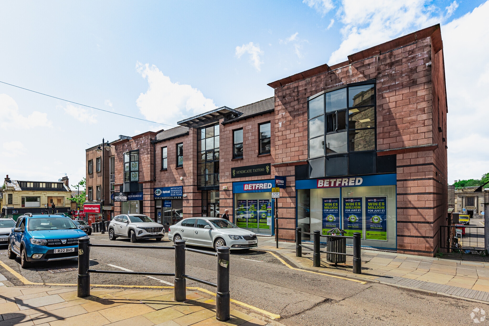 5-11 Bank St, Airdrie for lease Building Photo- Image 1 of 4