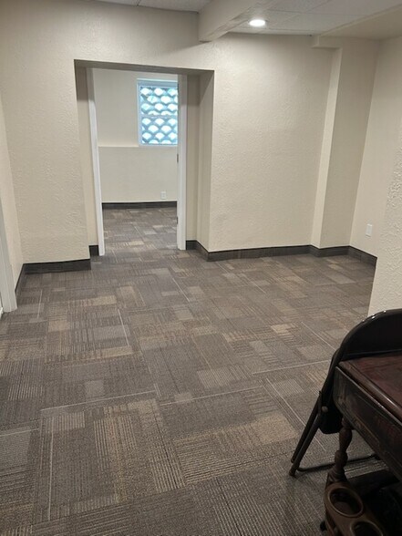 735 Arlington Ave N, Saint Petersburg, FL à louer - Photo du bâtiment - Image 2 de 4