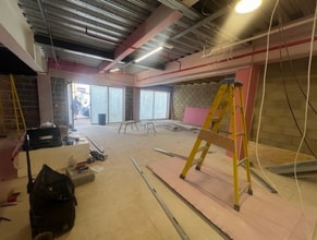 High St, Waltham Cross for lease Interior Photo- Image 1 of 6