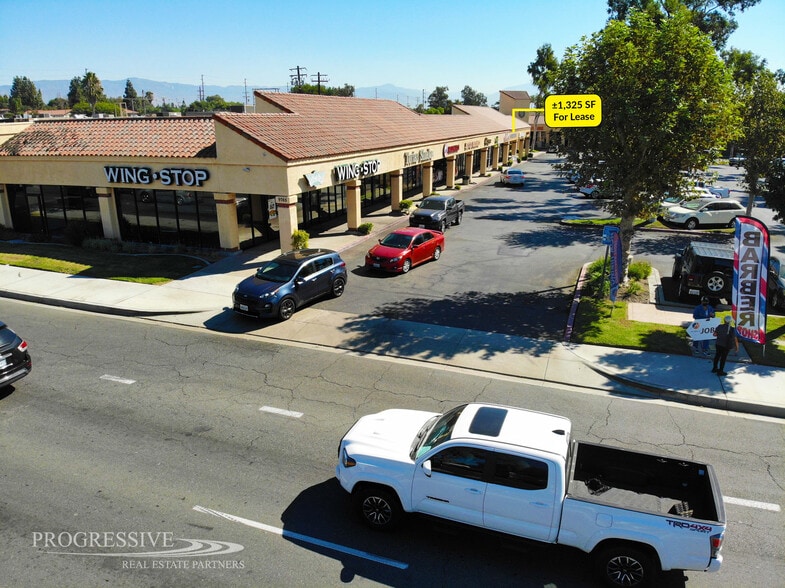 9765-9781 Sierra Ave, Fontana, CA for lease - Building Photo - Image 2 of 12
