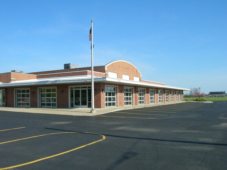 10350 Calumet Ave, Munster, IN à vendre - Photo du bâtiment - Image 1 de 17