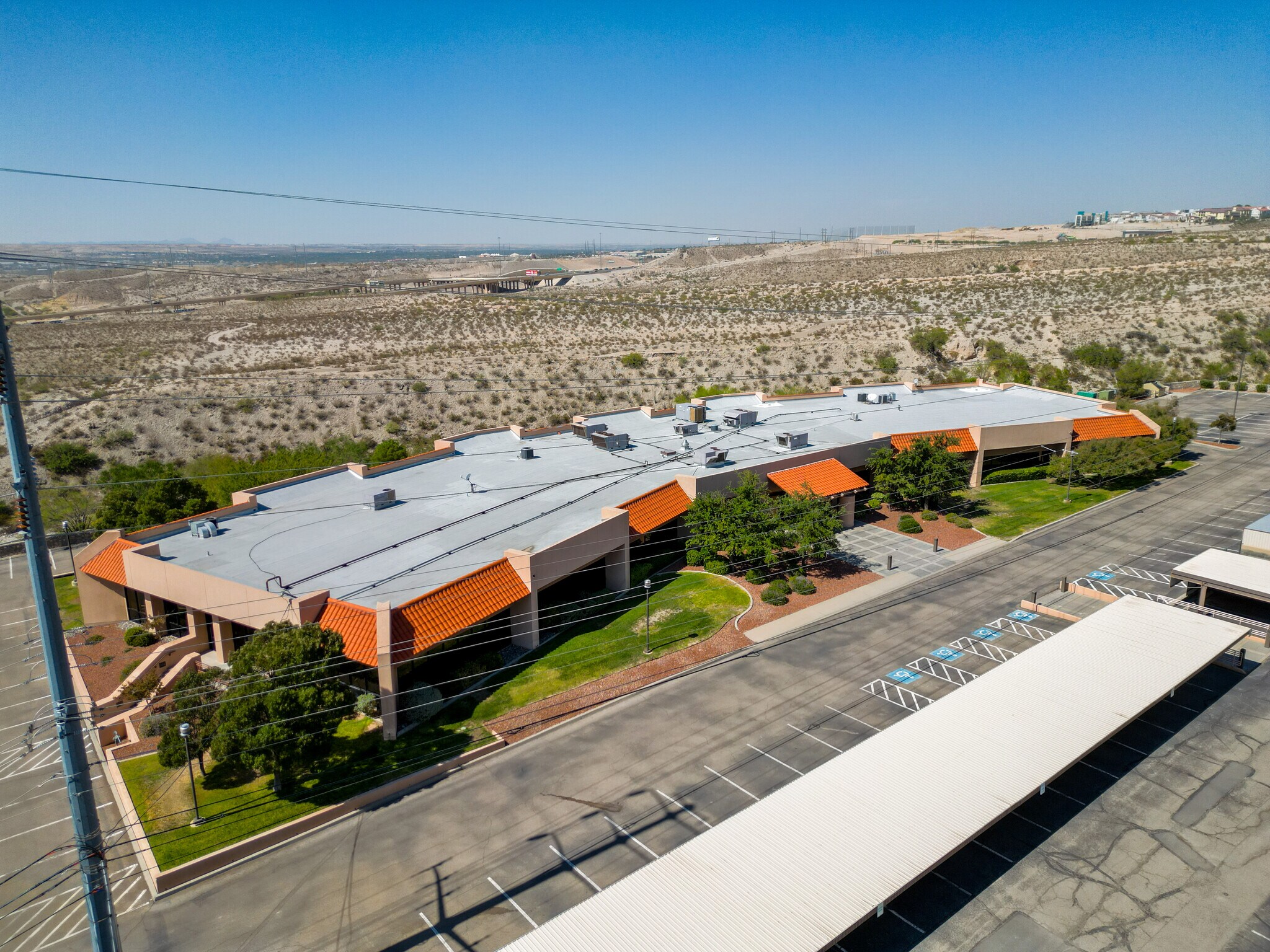 4445 N Mesa St, El Paso, TX for lease Building Photo- Image 1 of 12