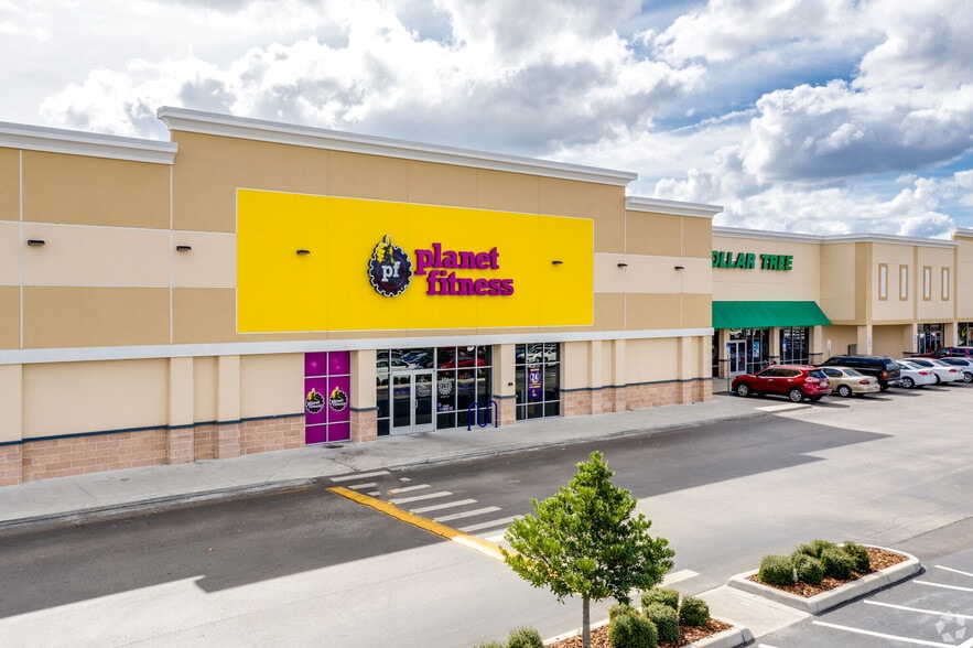 1030 Lee Rd, Orlando, FL à louer - Photo du bâtiment - Image 2 de 7