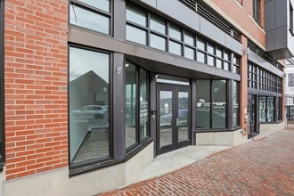 206 Main St, Gloucester, MA for lease Interior Photo- Image 2 of 18