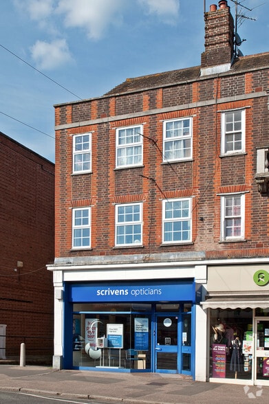 86 South Rd, Haywards Heath for lease - Building Photo - Image 2 of 3