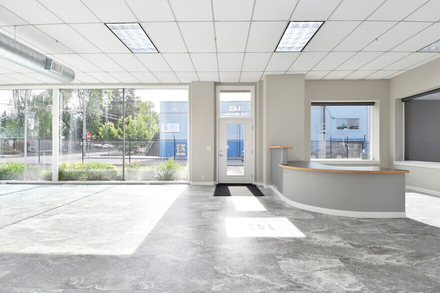 143 NE Elliott Ave, Gresham, OR à vendre - Photo du bâtiment - Image 3 de 10