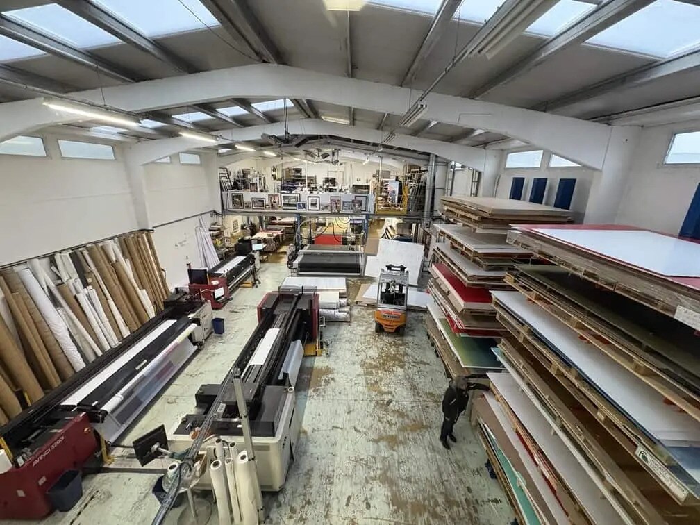 Industrial in Argenteuil for lease Interior Photo- Image 1 of 7