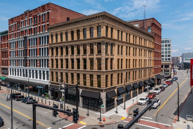 Plus de détails pour 250 Commercial St, Worcester, MA - Plusieurs types d'espaces à louer