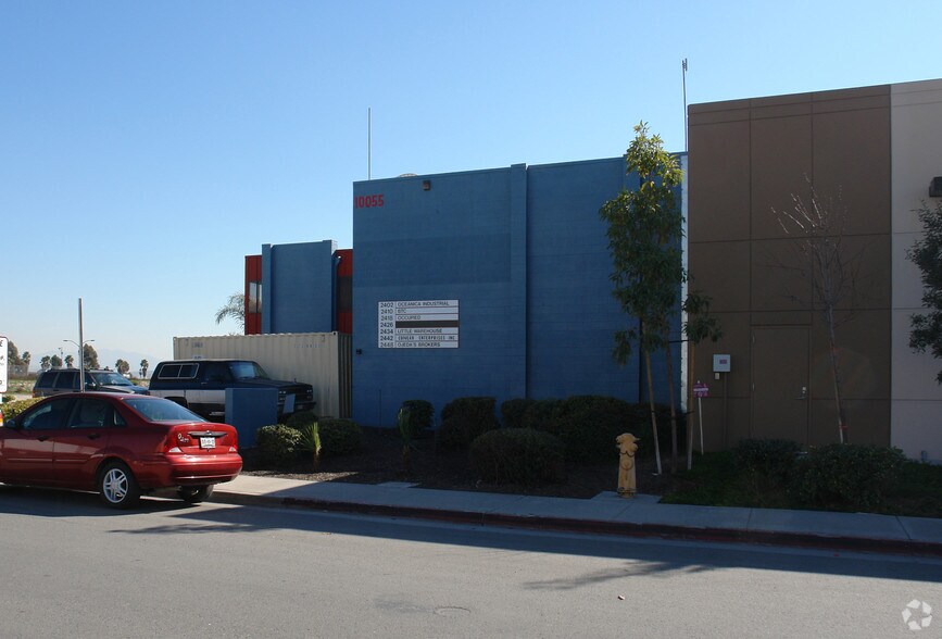 10055 Marconi Dr, San Diego, CA à louer - Photo du bâtiment - Image 2 de 4
