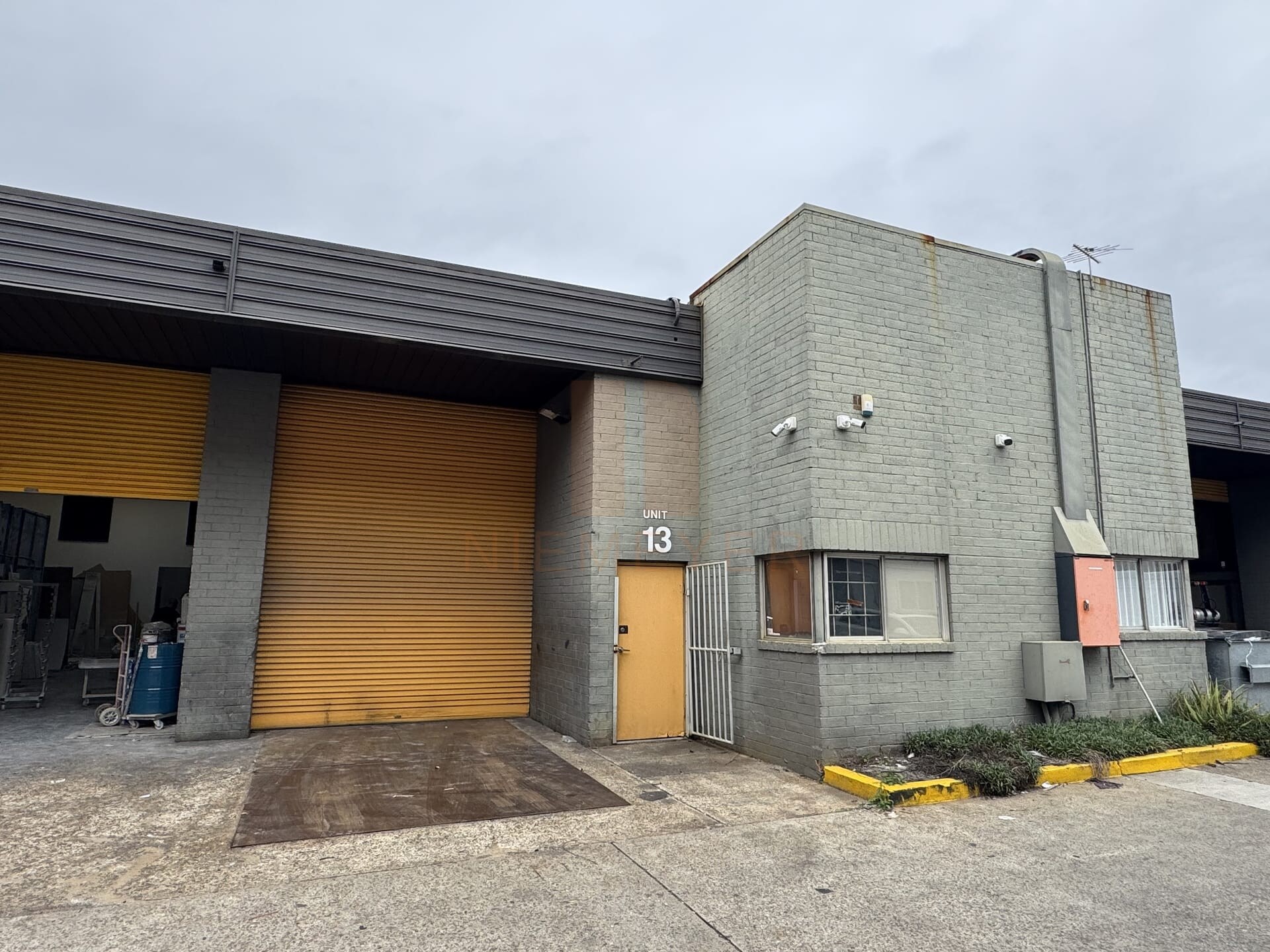 17 Governor Macquarie Dr, Chipping Norton for lease Building Photo- Image 1 of 6