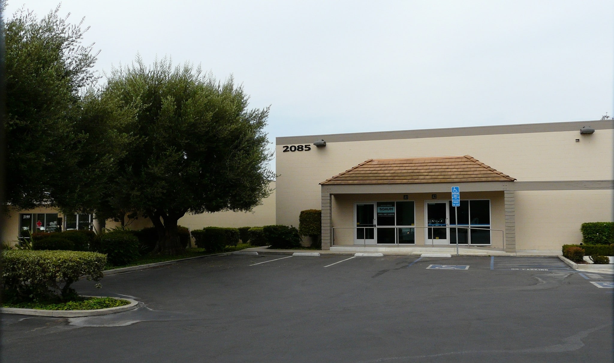 2085 Sperry Ave, Ventura, CA à louer Photo principale- Image 1 de 6