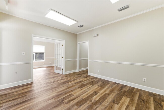 More details for 1804 Miccosukee Commons Dr, Tallahassee, FL - Office for Sale