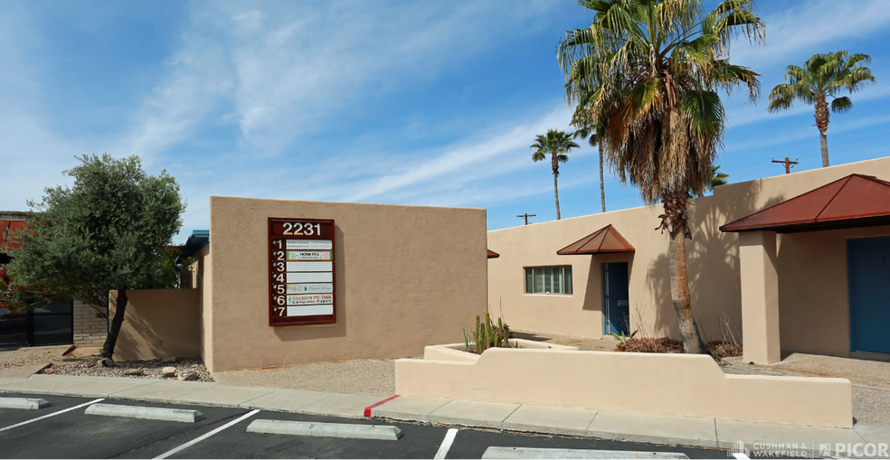 2201 N Indian Ruins Rd, Tucson, AZ for lease - Building Photo - Image 2 of 3