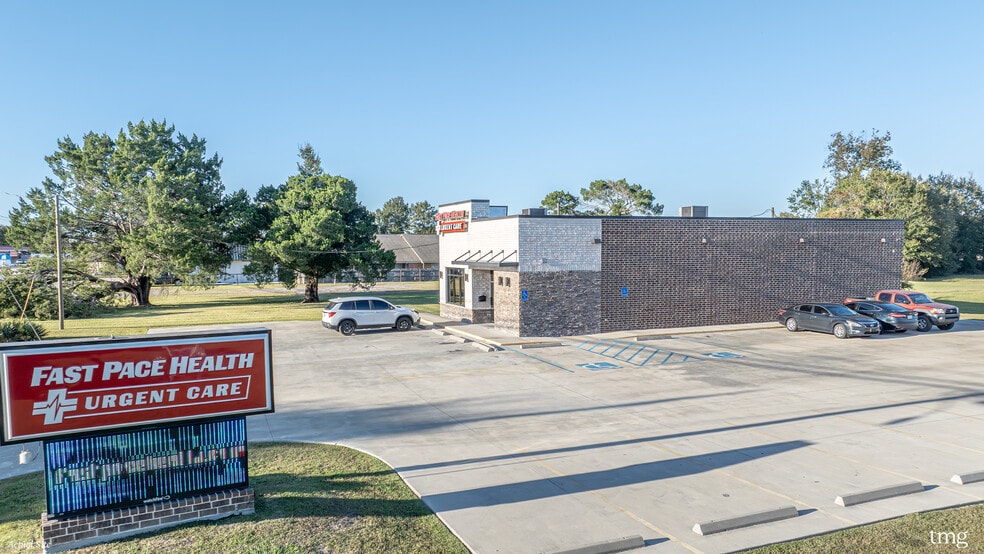 280A Rees St, Breaux Bridge, LA à vendre - Photo du bâtiment - Image 2 de 5