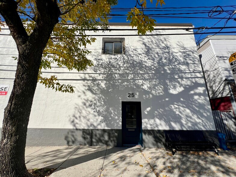 25 Washington St, Somerville, MA à louer - Photo du bâtiment - Image 3 de 4