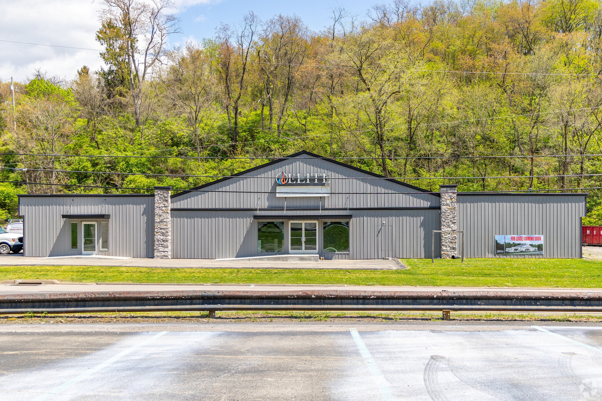 775 Clairton Blvd, Pittsburgh, PA for lease Building Photo- Image 1 of 19
