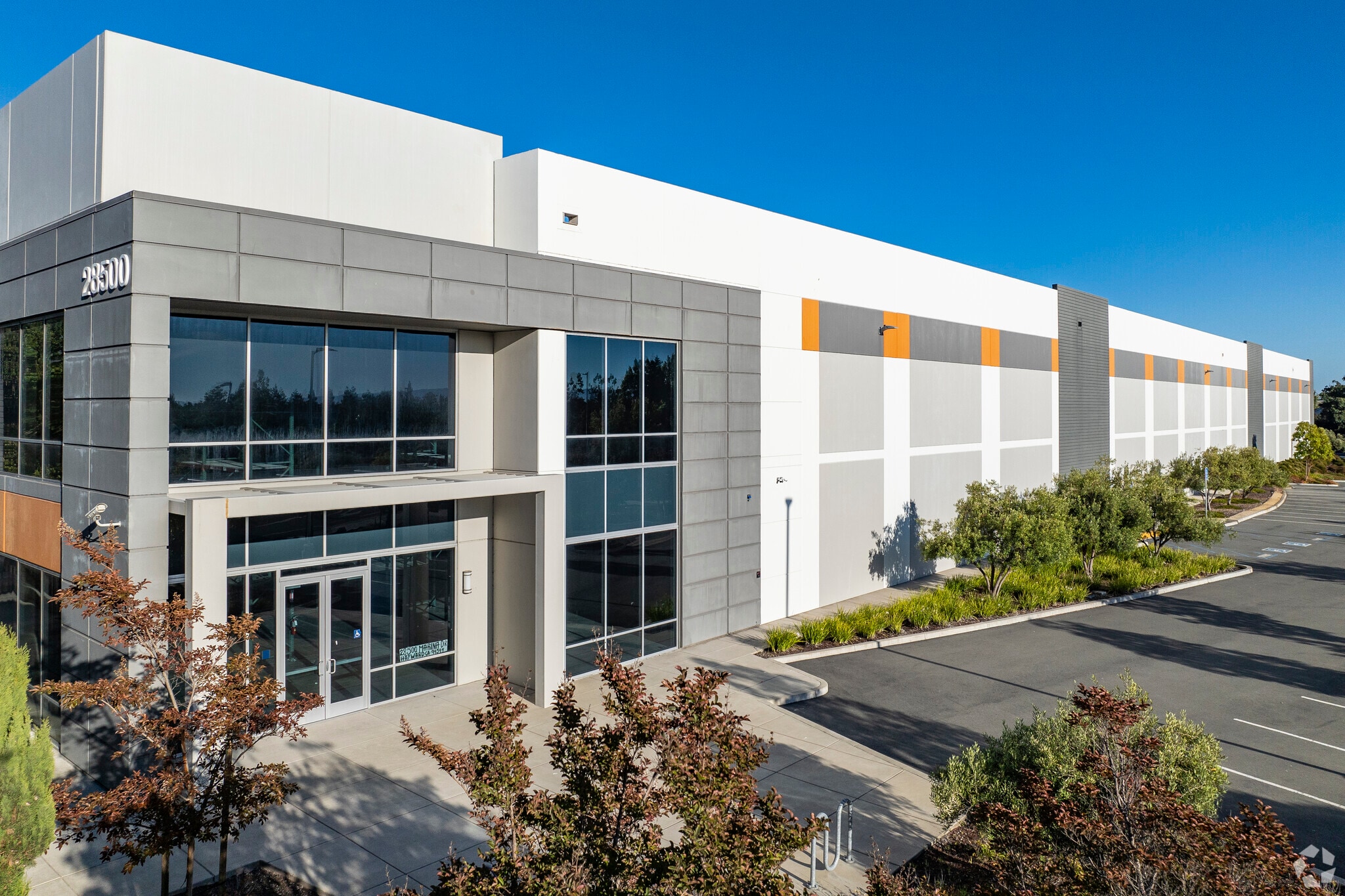 28500 Marina Dr, Hayward, CA for lease Primary Photo- Image 1 of 13