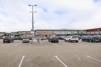 Plus de détails pour Howard Way, Newport Pagnell - Bureau, Local d'activités à louer