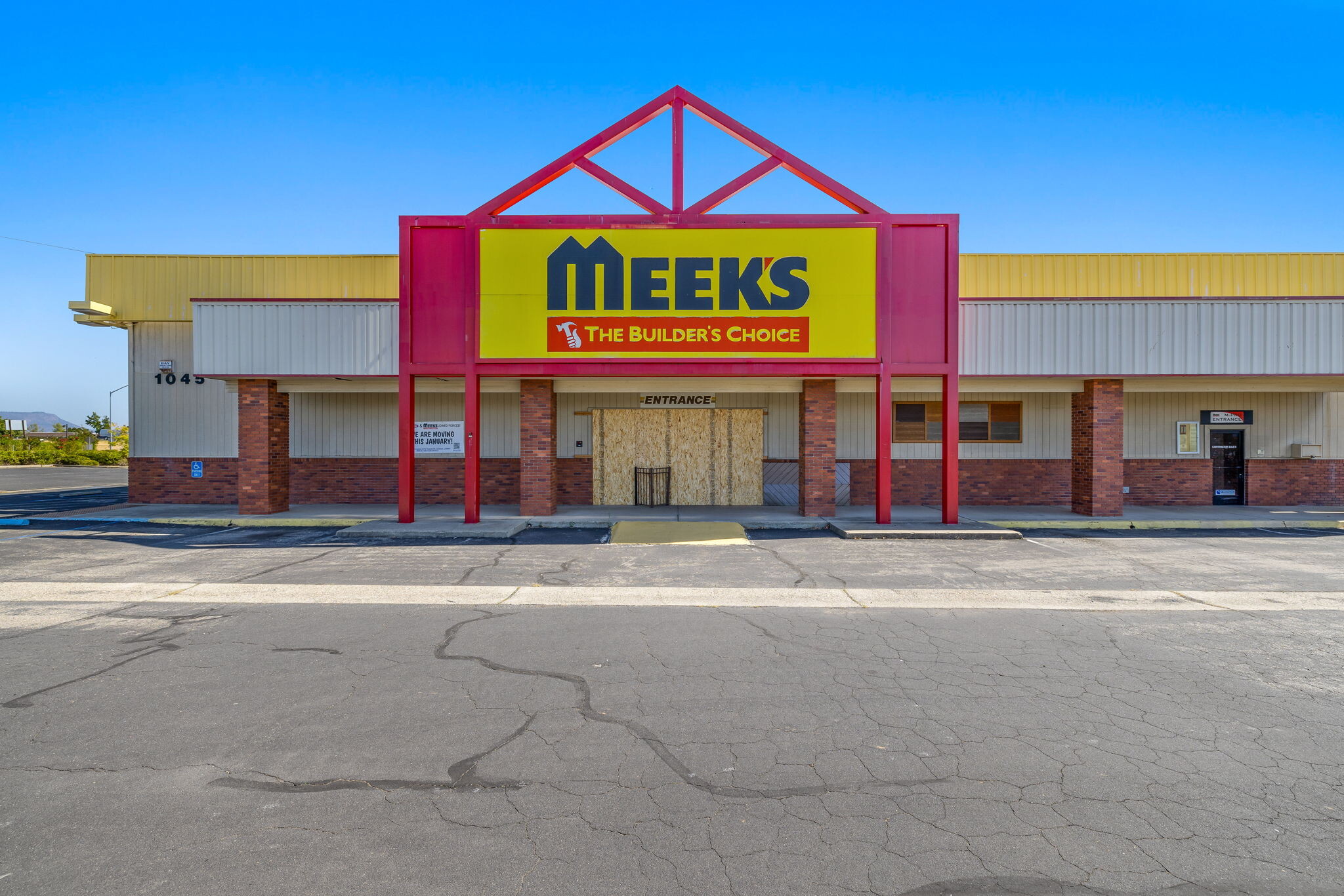 1045 Twin View Blvd portfolio of 2 properties for sale on LoopNet.ca Building Photo- Image 1 of 21