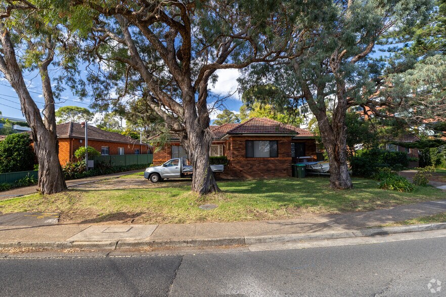328 Taren Point Rd, Caringbah for sale - Building Photo - Image 3 of 5